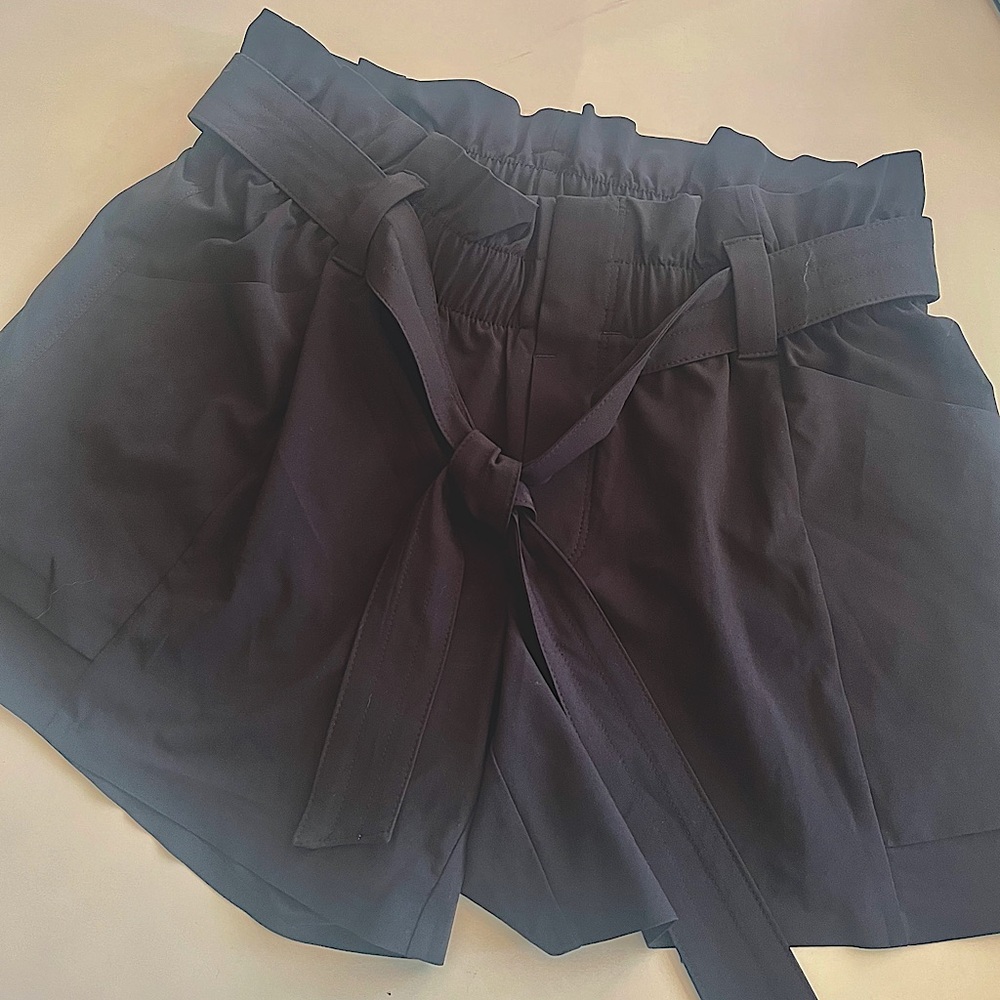 NWT Athleta Skyline Short Black